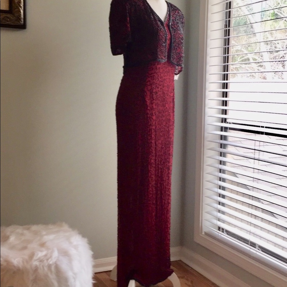 Riva Designs NWT Vintage Silk Evening Gown w Hand-Beading, Short Sleeve, V-Neck - Picture 2 of 8